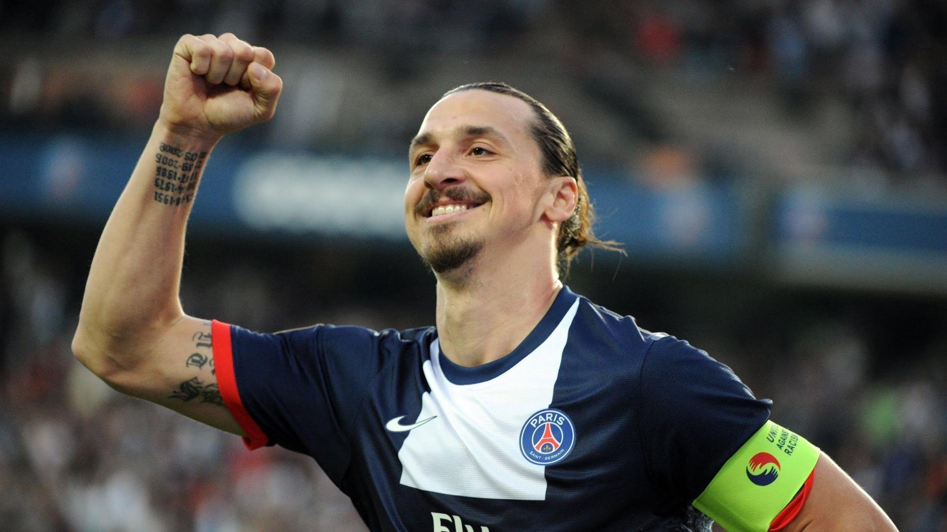 主裁判判罚尺度公开透明化,减少争议判决,主裁判可以罚下边裁吗