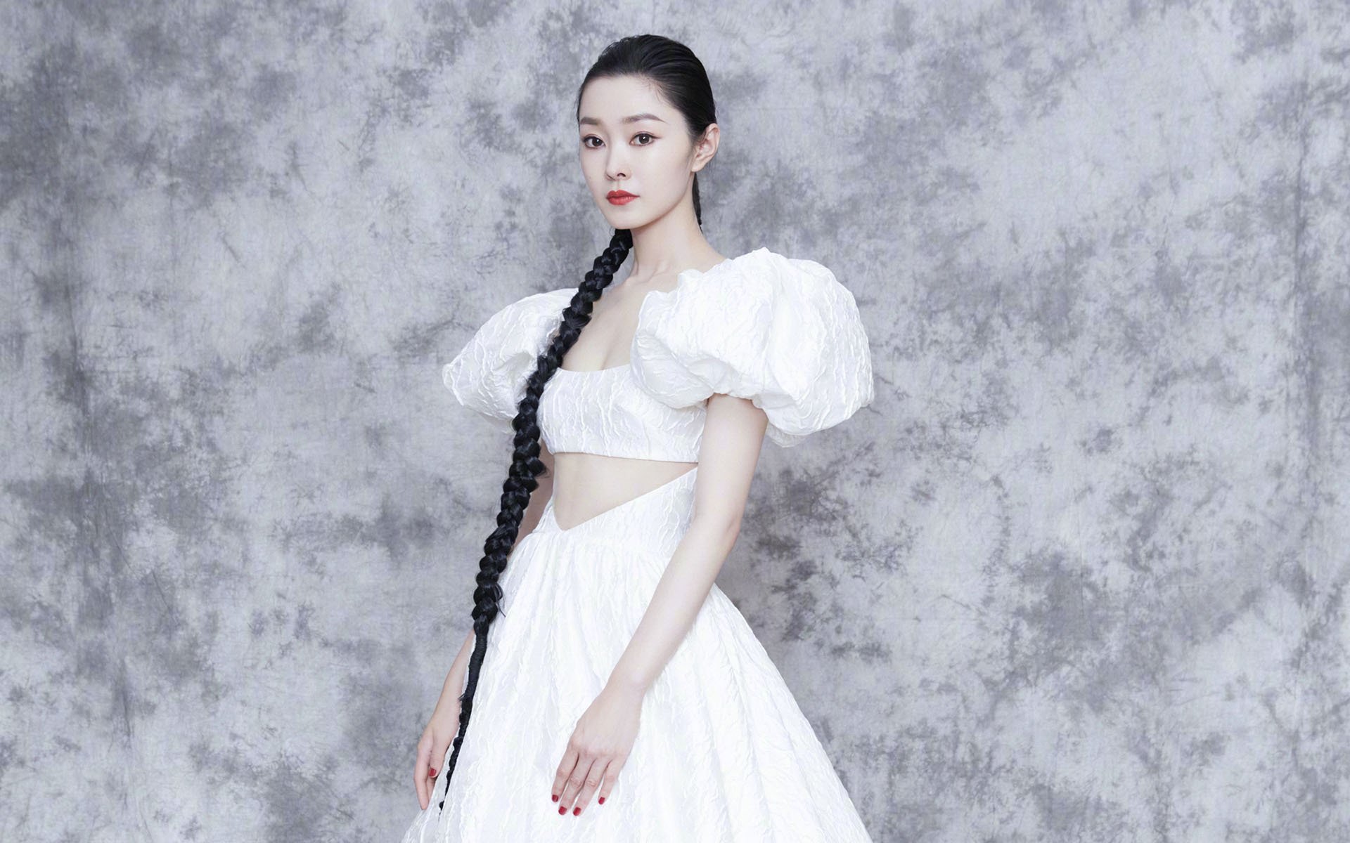 开运体育电脑版-广东队利用前场篮板制造多次补篮机会，广东男篮补强内线最近消息