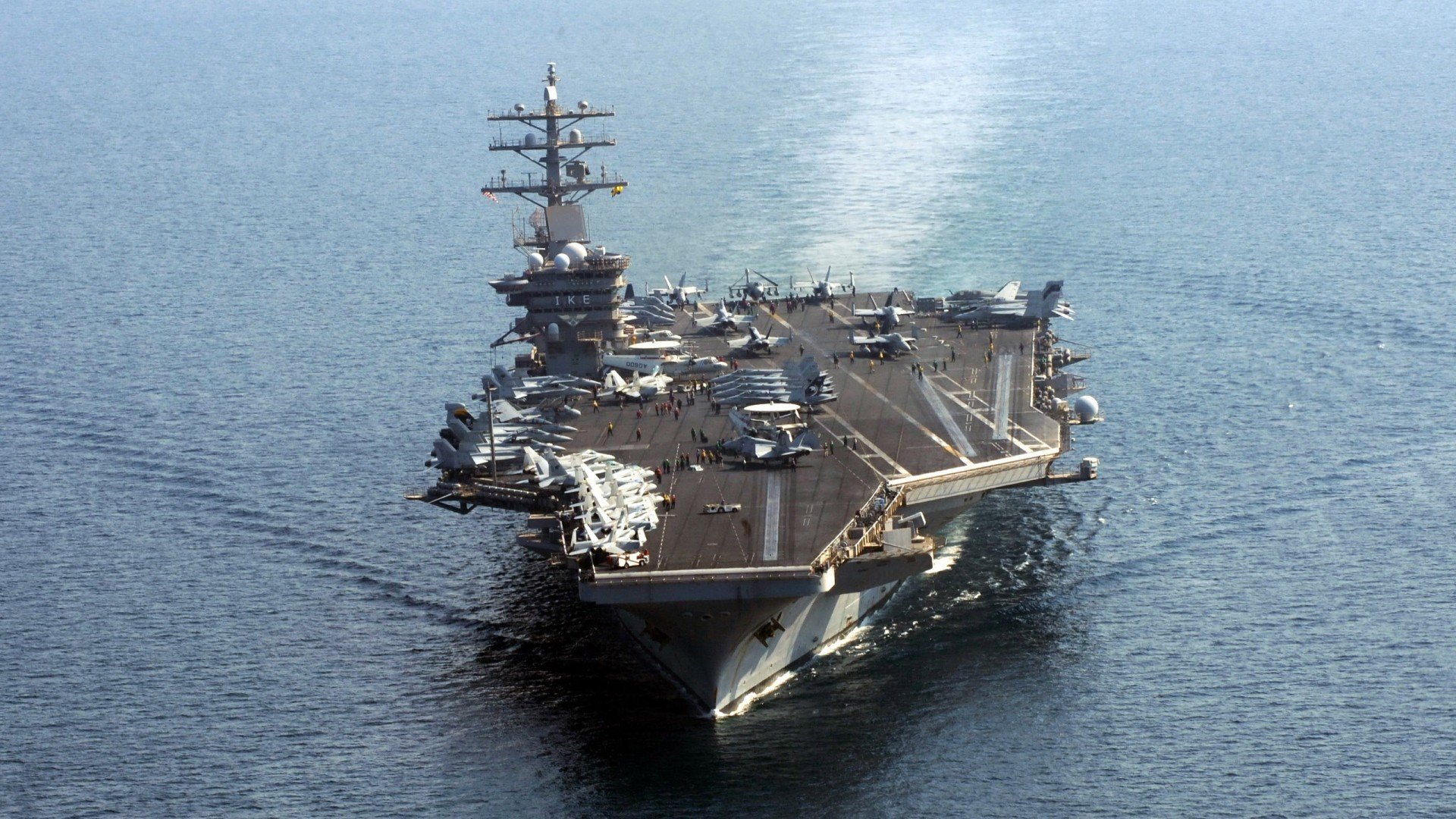 乌拉圭女篮在南美锦标赛中表现优异，体育舞台再攀新高峰，乌拉圭美女球迷